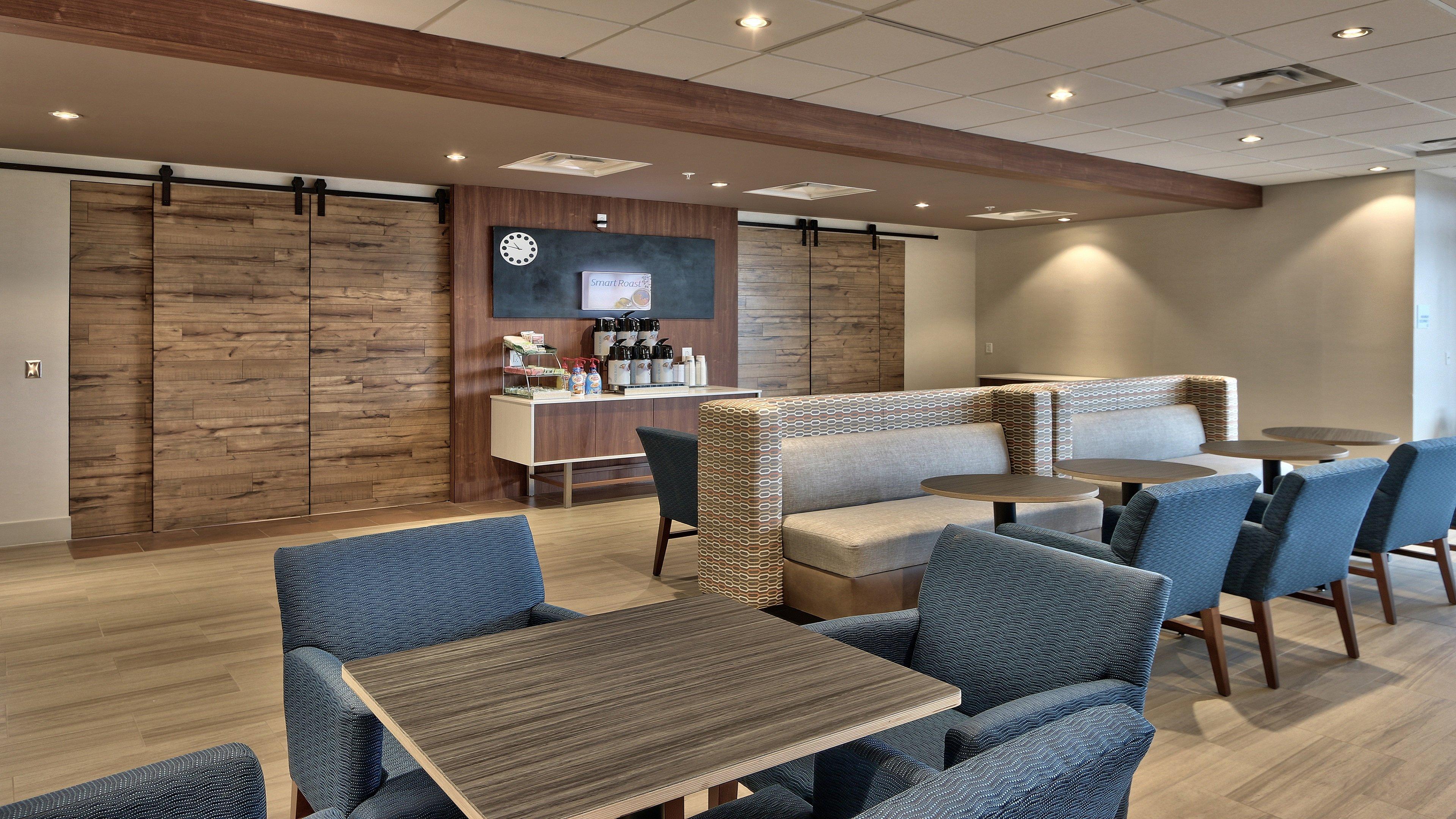 Holiday Inn Express & Suites Broomfield By Ihg Exterior photo
